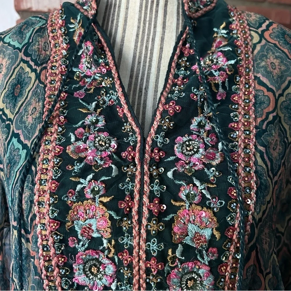 Soft Surroundings Emerald Shira Embroidered Floral Peasant Top Sz S - Picture 5 of 12